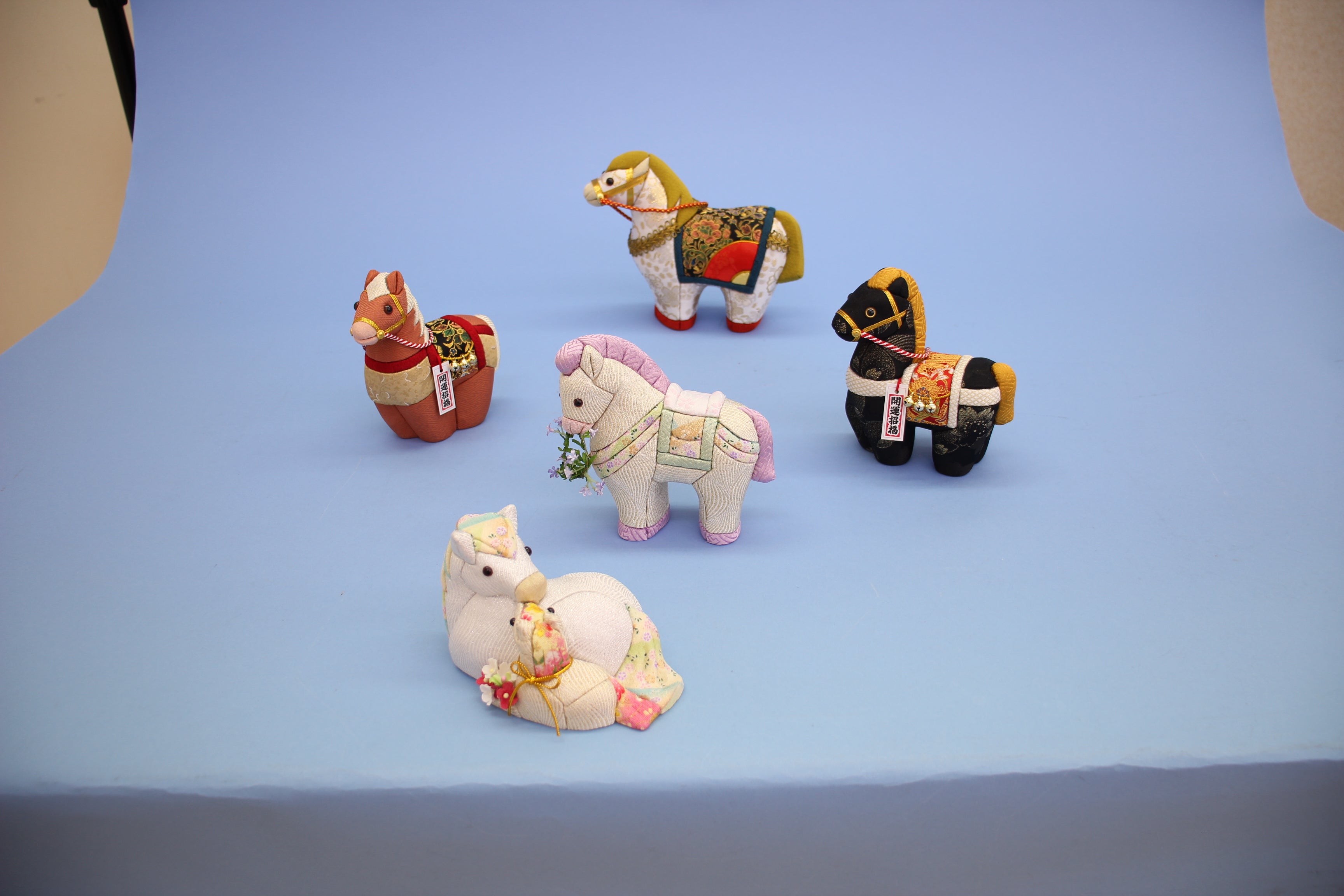 木目込み人形材料 2026（令和8年）干支 午（うま） – 寿鳳人形の東芸