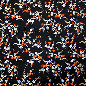 ポリエステル金襴黒系 枝梅柄 厚さ:中厚24cm角見本