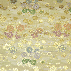 ポリエステル金襴白系 流水に花柄 錦林二丁胴入 厚さ:厚手24cm角見本