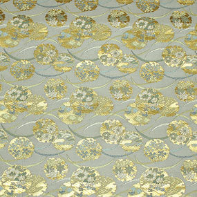 ポリエステル金襴グレー系 雪輪に草柄 錦林四丁 厚さ:中厚24cm角見本