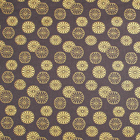 ポリエステル金襴グレー系 八重菊柄 厚さ:薄手24cm角見本