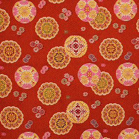 ポリエステル金襴赤系 有職文様 暑さ:厚手24cm角見本