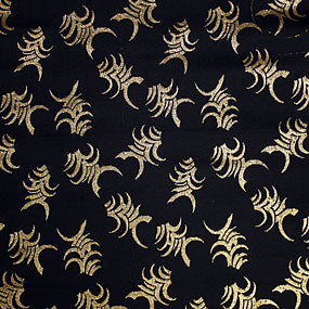ポリエステル金襴黒系 弁慶の梵字 厚さ:中厚24cm角見本