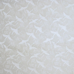 ポリエステル金襴白系 松枝に鶴 厚さ:薄手24cm角見本