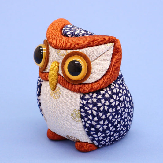 木目込み人形 No194 福来朗(フクロウ)中 横から