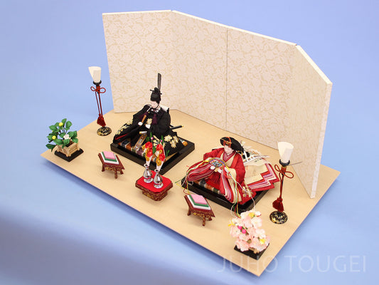 柳葵結親王赤黒刺繍 花唐草飾り 上から