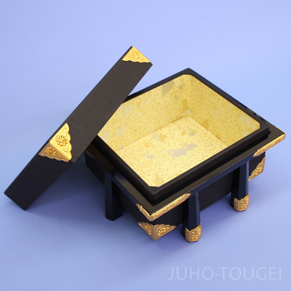 8号金金具櫃 オープン