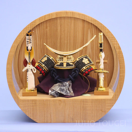 5号伊達兜 木目丸ケース 正面