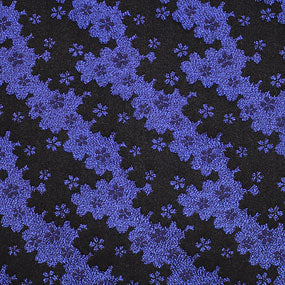 ポリエステル金襴黒系 青ラメ桜柄 厚さ:中厚24cm角見本