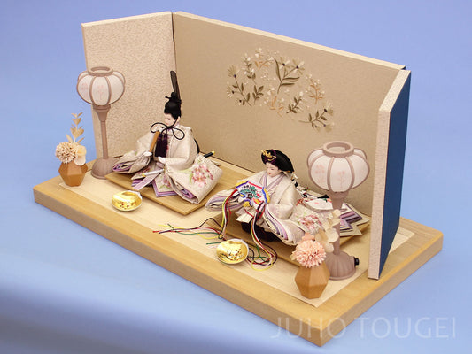 雛人形 平飾り 幅60㎝ 京十三番パールシルバー親王 刺繍小花集め