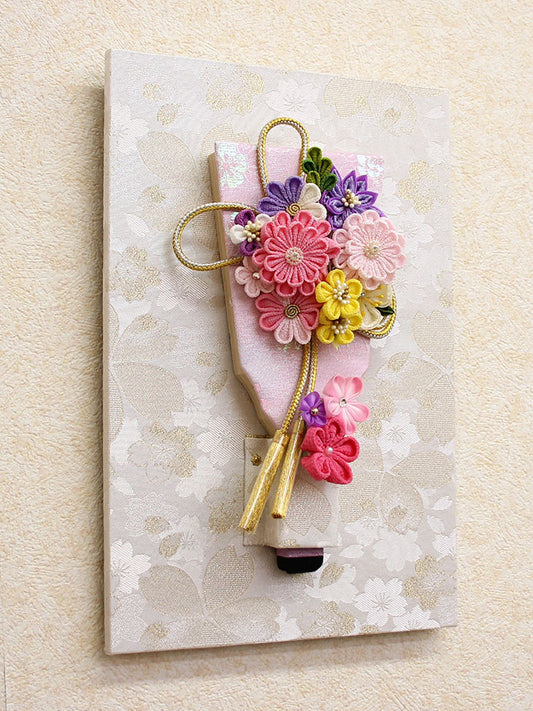 縮緬モダンフラワー 白桜壁掛け 鉾から