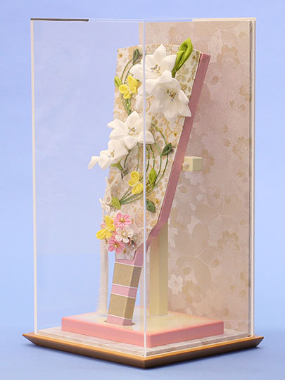 羽子板、つるし雛兼用ケース白桜アクリルスリム 羽子板飾りイメージ