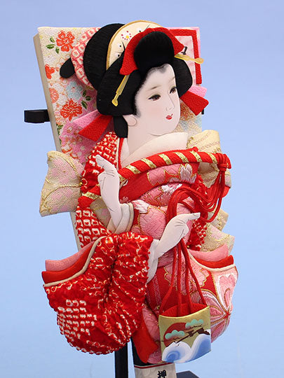 押絵羽子板 上金襴と鹿の子華舞(汐汲) 台付き 左から