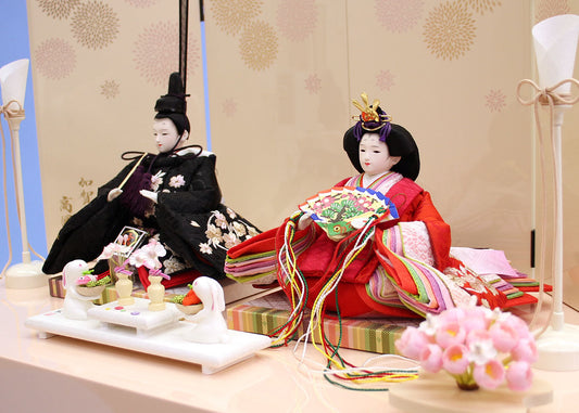 雛人形収納飾り 小芥子親王赤黒刺繍 花萌え ズーム