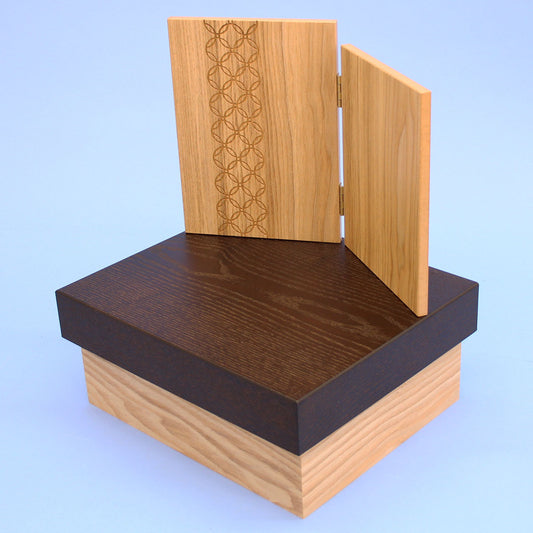 Un support de rangement pour poupées de mai, 30 cm de large, ensemble complet de paravents en kimekomi brut et cloisonné