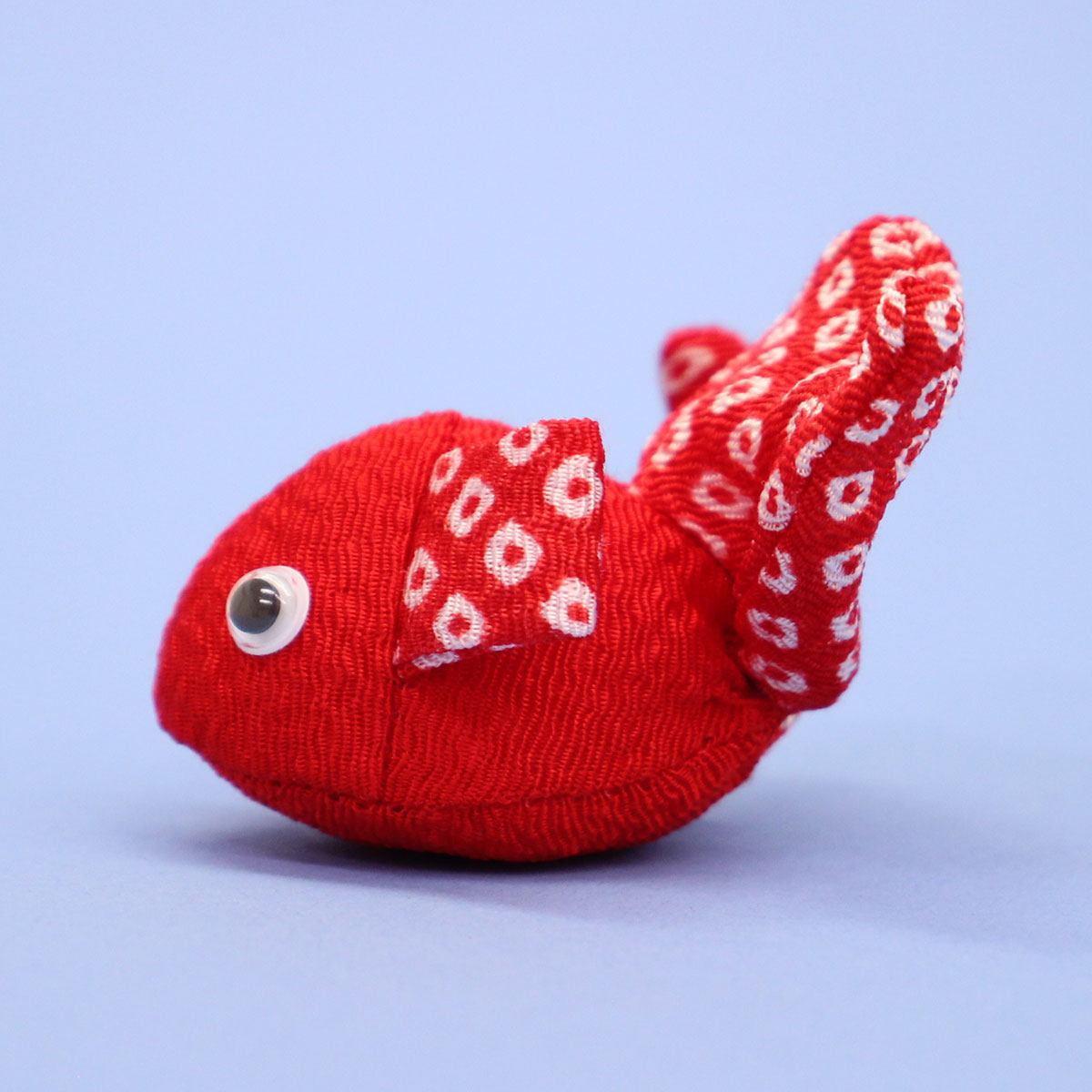 つるし飾り 単品 金魚 横から