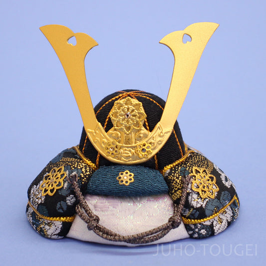 木目込み 豆兜青 正面