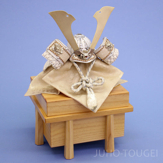 五月人形 単品兜 高さ20cm 7号 白銀週鍬形兜