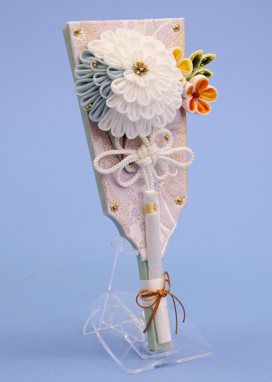 99ペアで飾る正月飾り つまみマム羽子板 霞破魔弓セット