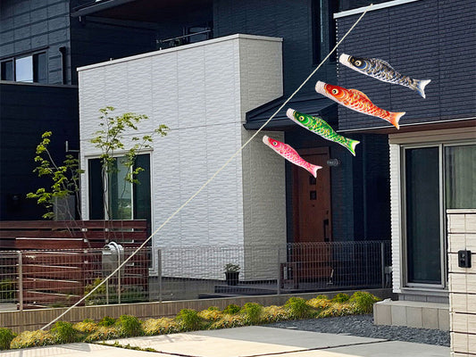 宝碧鯉のぼり4匹セット掲揚イメージ