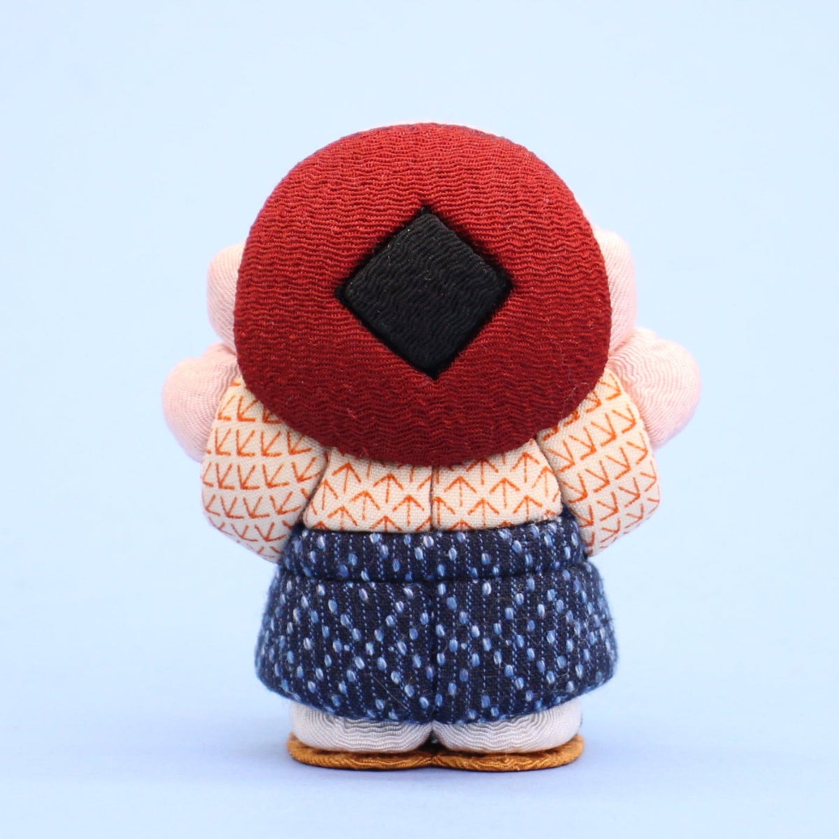 木目込み人形 一つ目小僧 後ろから