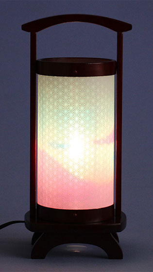 盆提灯インテリア燈明 和み 小紋ワインレッド(豆麻の葉)33cm 暗所点灯