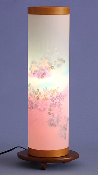 おしゃれな盆提灯 インテリア燈明 華の舞2号(クレマチス)高さ51cm 暗所点灯