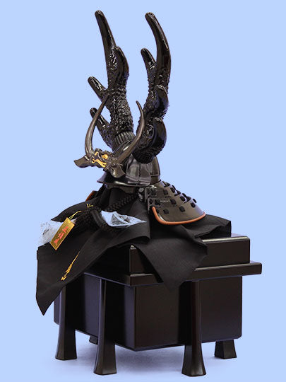 雄山作 本多忠勝公の1/3兜単品 横から