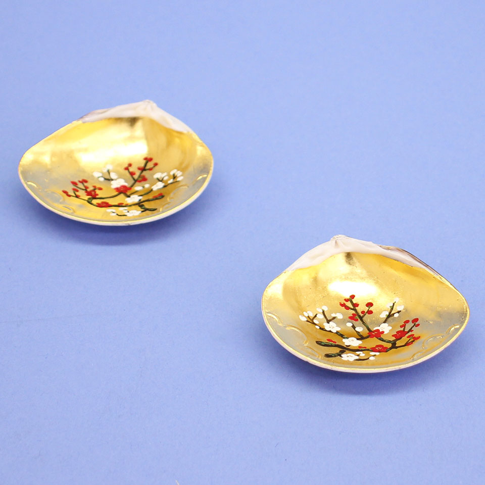 雛道具 高級本金手描き絵付き貝合わせ紅白梅 一対