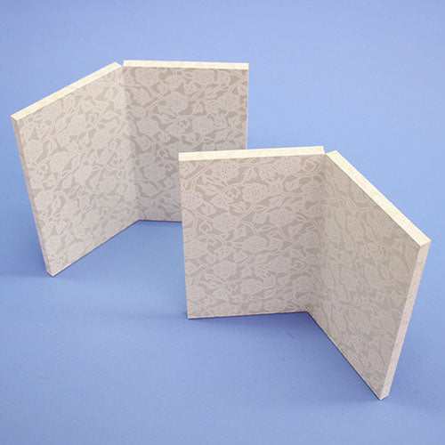 Paravent pour poupées Hina, hauteur 27 cm, n° 9, paravent à deux panneaux, motif arabesque florale Ecchu washi