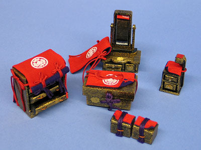 古代唐草油単(木製) 箪笥、長持ち、挟み箱、鏡台、針箱