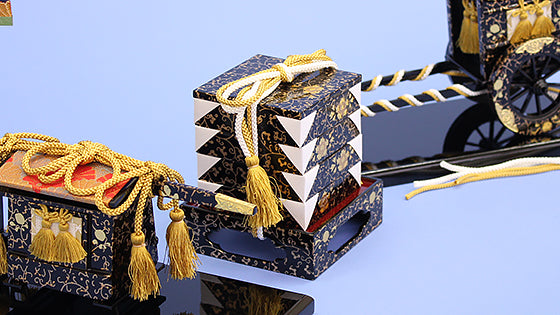 三つ葉唐草御所車・御カゴ・重箱 イメージ