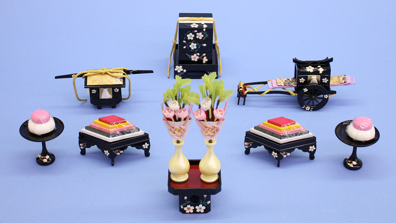 雛道具三段飾り用6点セット 20号桜花(黒塗り)(樹脂製)