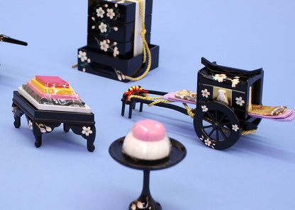 桜花(黒塗り)(樹脂製)御所車、重箱、菱台、高坏