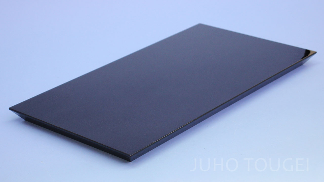 黒塗舟形台　斜めから