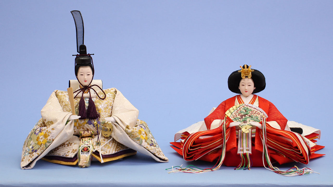 雛人形三段飾り 京九番金駒刺繍五人 ワインしだれ桜 – 寿鳳人形の東芸