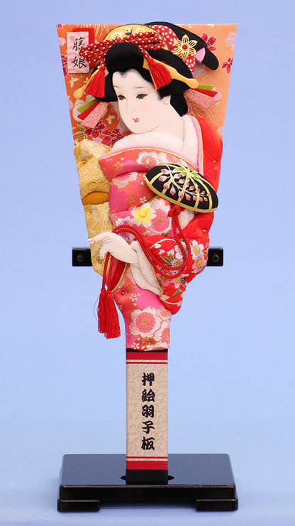 押絵羽子板13号 金彩明日香 台付き