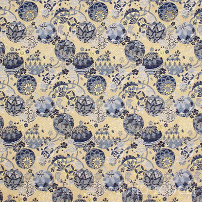 A doll specialty store sells Japanese fabric and gold brocade scraps 1530bl