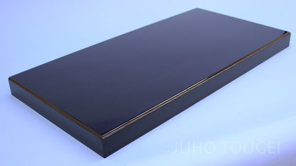 20号角型黒塗り台　斜めから