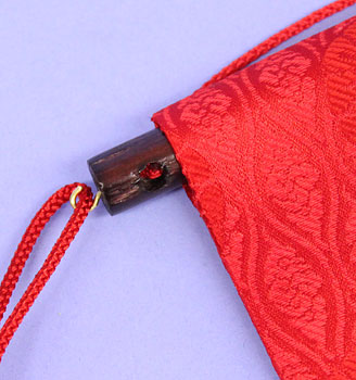 女の子の名前旗　高さ57cm（特中）赤桜刺繍　ズーム