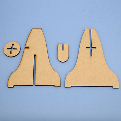 这是五月人偶的单件装备及配件。组装的MDF芯木兜帽，20.5厘米