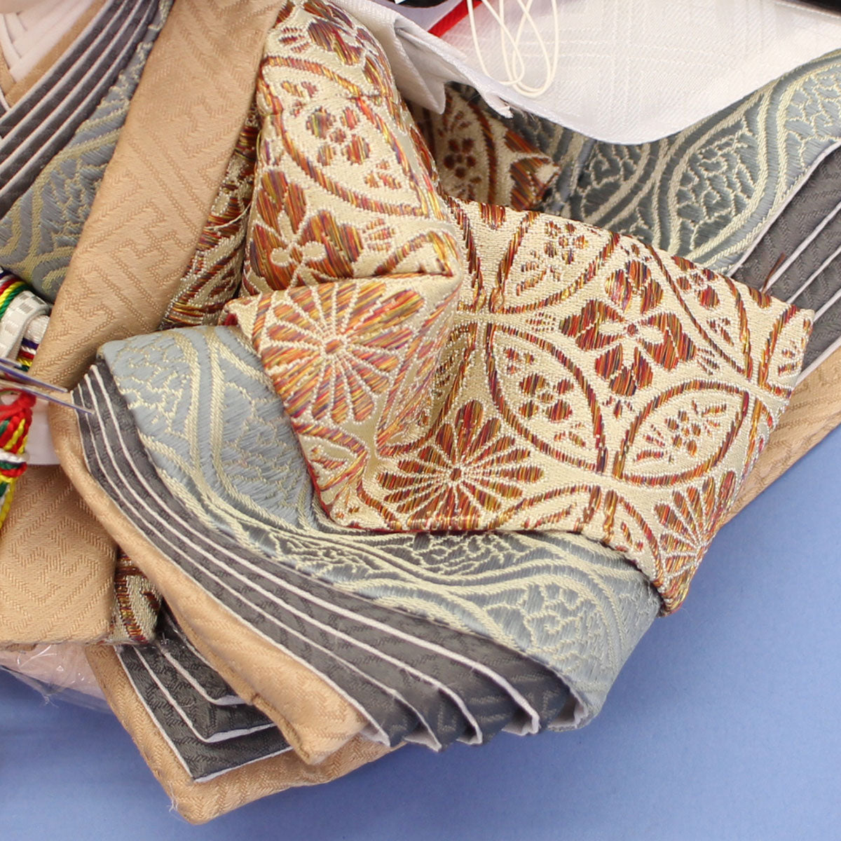 雛人形引き出し式収納飾り　神代60cm　姫袖