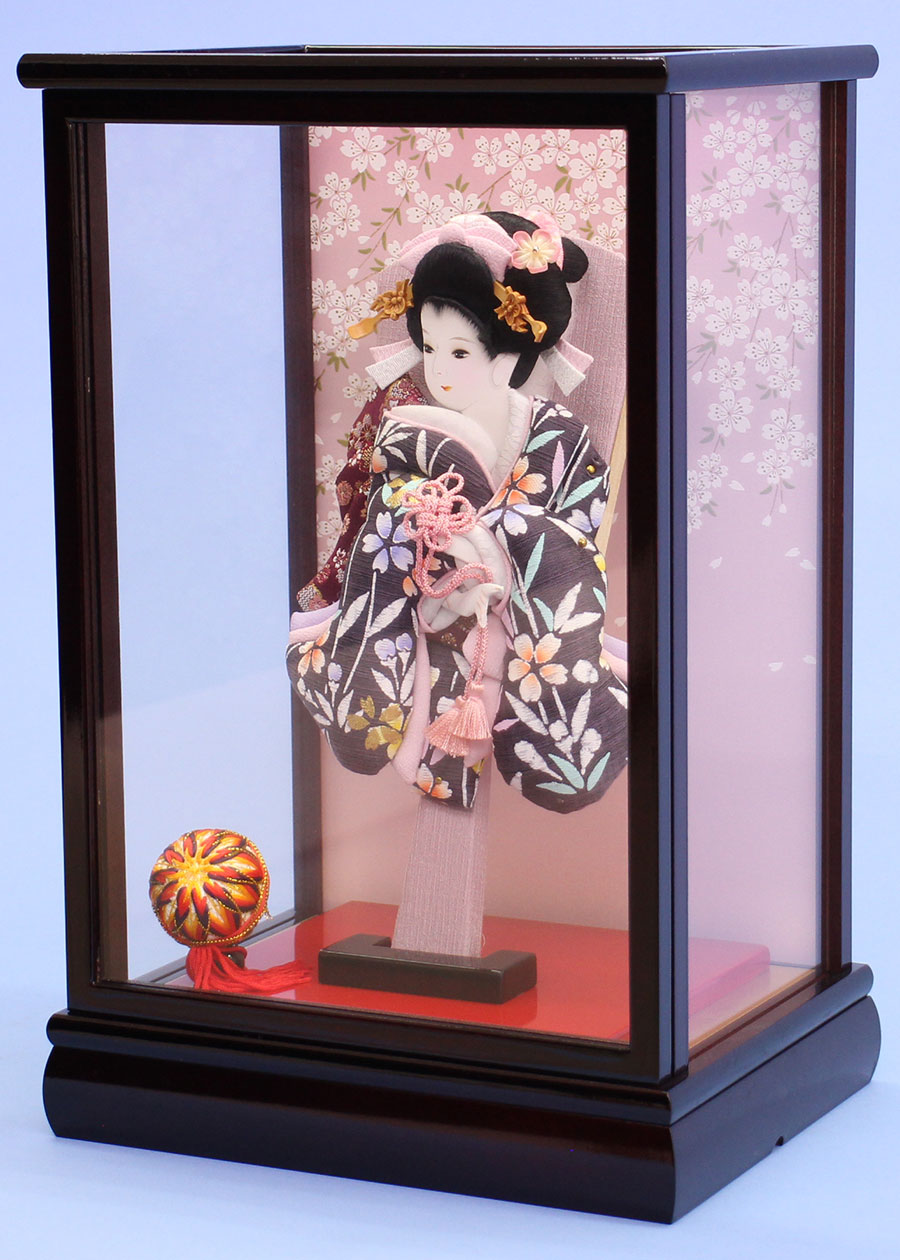 押絵羽子板　飾りケース入り 9号押絵羽子板ケース飾り｜ピンクバックと紫の衣装がかわいい