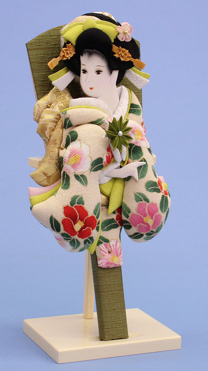 9号縮緬白美月　オフホワイトスタンド付き　左から