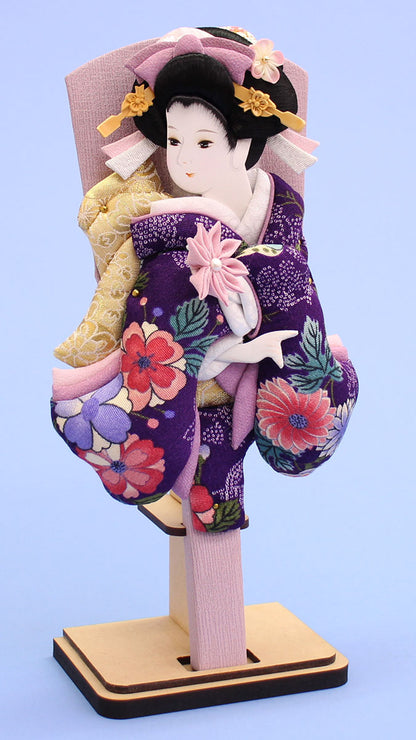 ９号縮緬羽子板美月出し飾り　左から