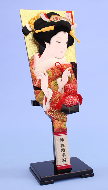 15号羽子板　美人絵巻巾着　左から