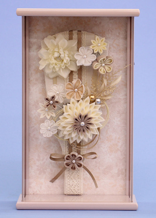 ９号剣つまみ髪飾り羽子板　グレージュ白　ライラック