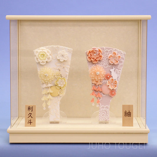 7号　羽子板うらら　アイボリーケース飾り