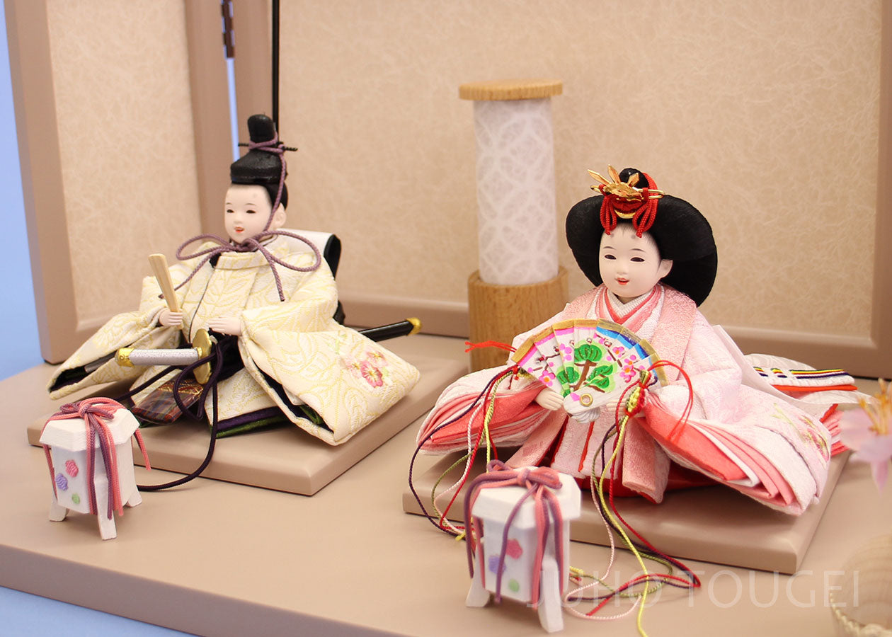 まめびな　モカベージュ親王飾り　ズーム