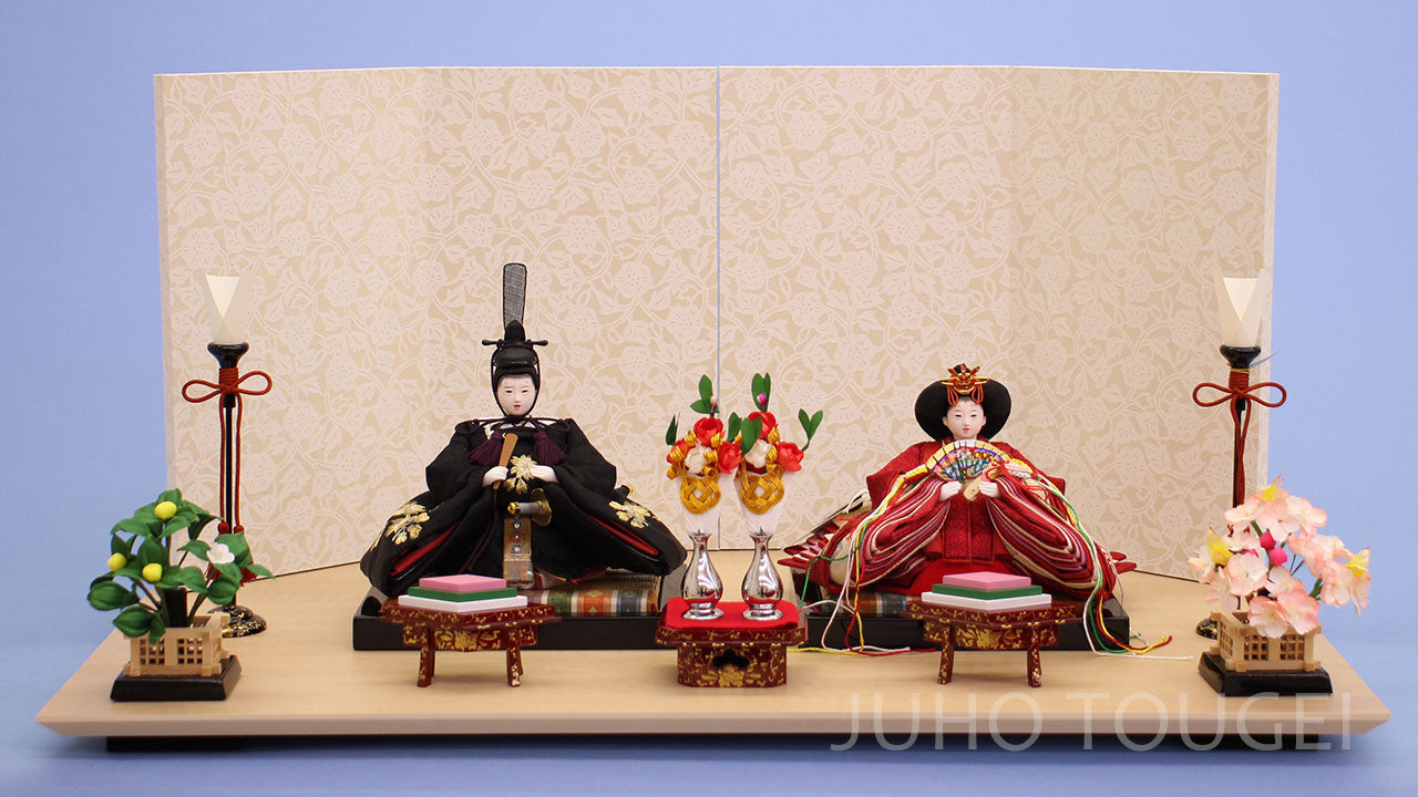 柳葵結親王赤黒刺繍　花唐草飾り